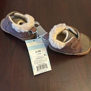 Tom’s Baby Shoes 0-3